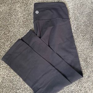 Black Cropped Lululemon leggings